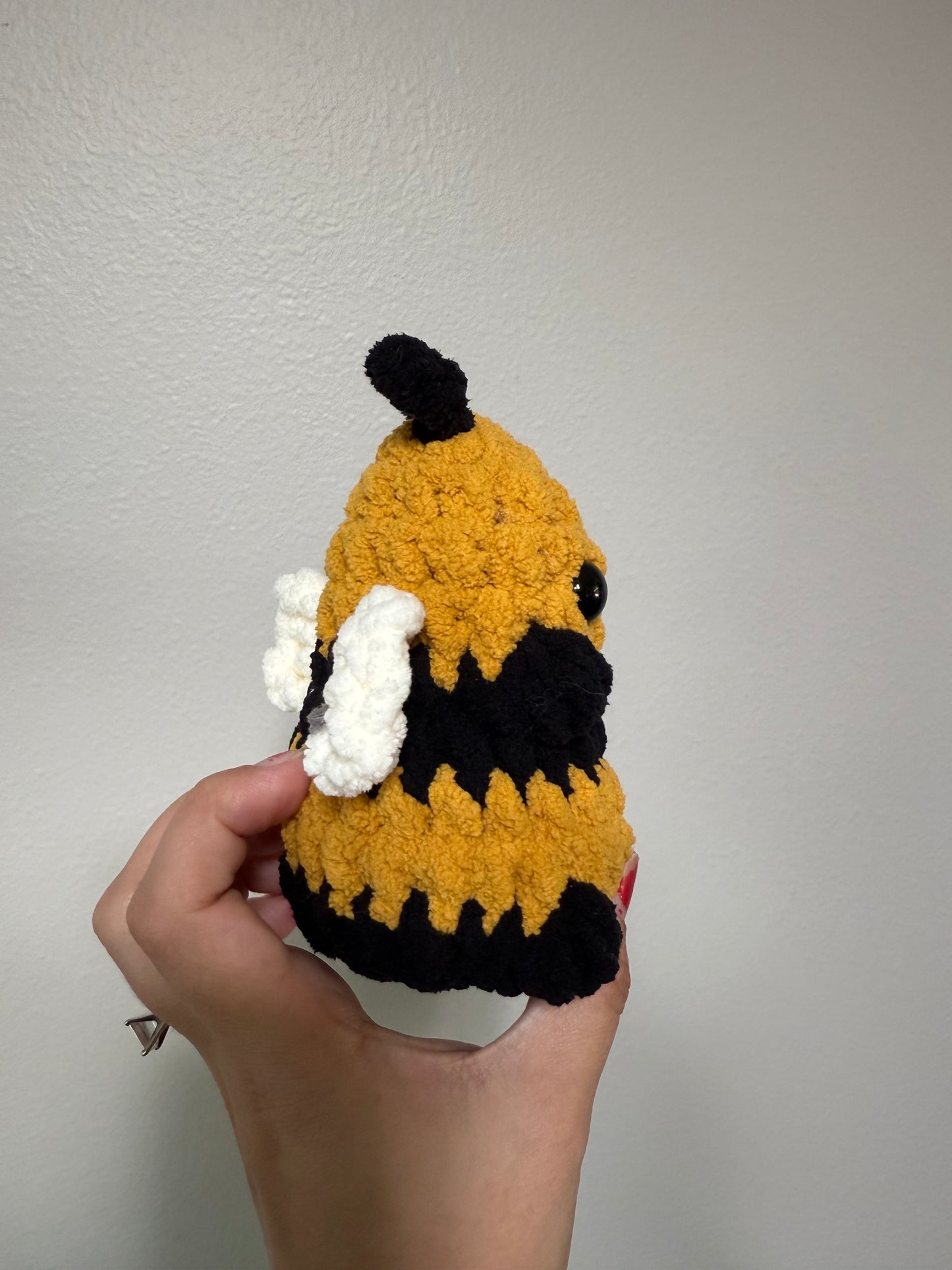 Sitting Bee
